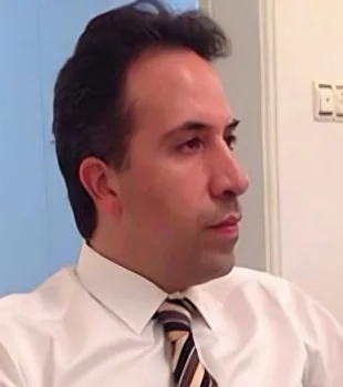 الدكتور شاهرخ عطاریان