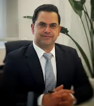 Amir Keshavarz