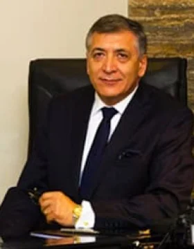 الدكتور فرهاد حافظي