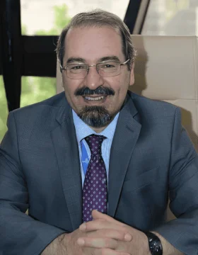 دکتر علی منافی
